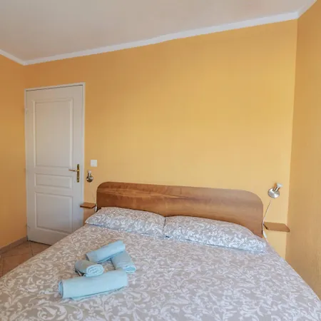 La Petit Maisonette De Manu Daire Cannes