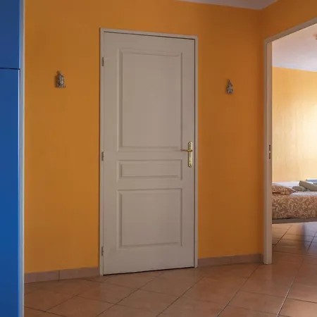 La Petit Maisonette De Manu