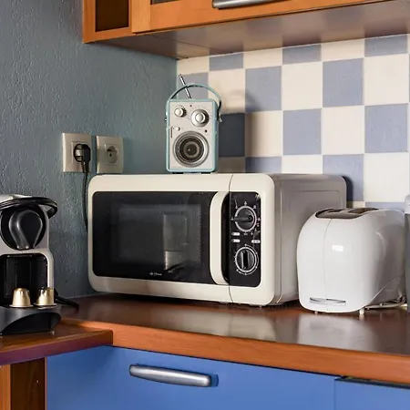 شقة La Petit Maisonette De Manu كان